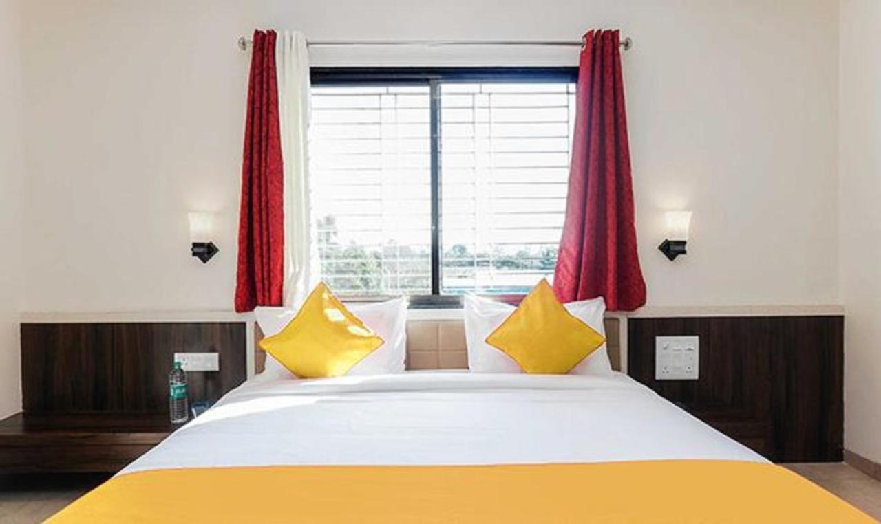 Fabhotel Karishma Palace Supe ภายนอก รูปภาพ