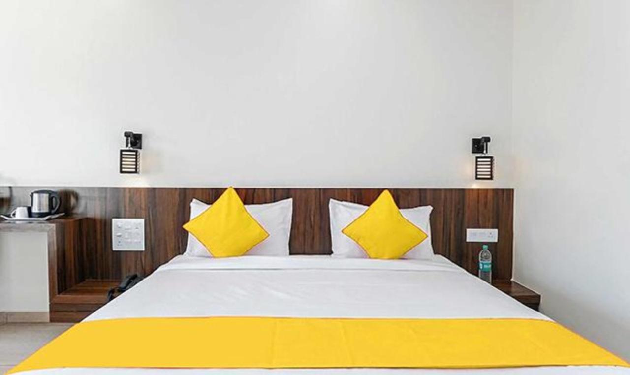 Fabhotel Karishma Palace Supe ภายนอก รูปภาพ
